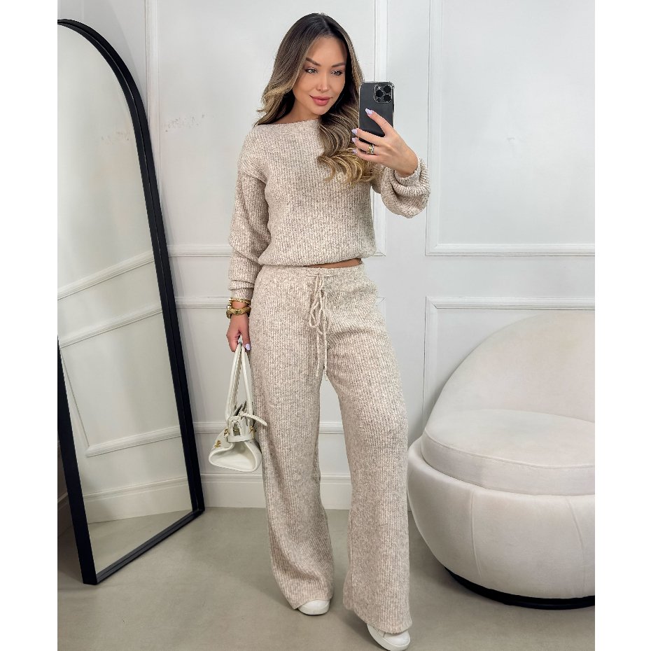 Conjunto Canelado de Tricot Mousse Calça Pantalona Cordão Ajustável+Blusa Manga Bufante Inverno